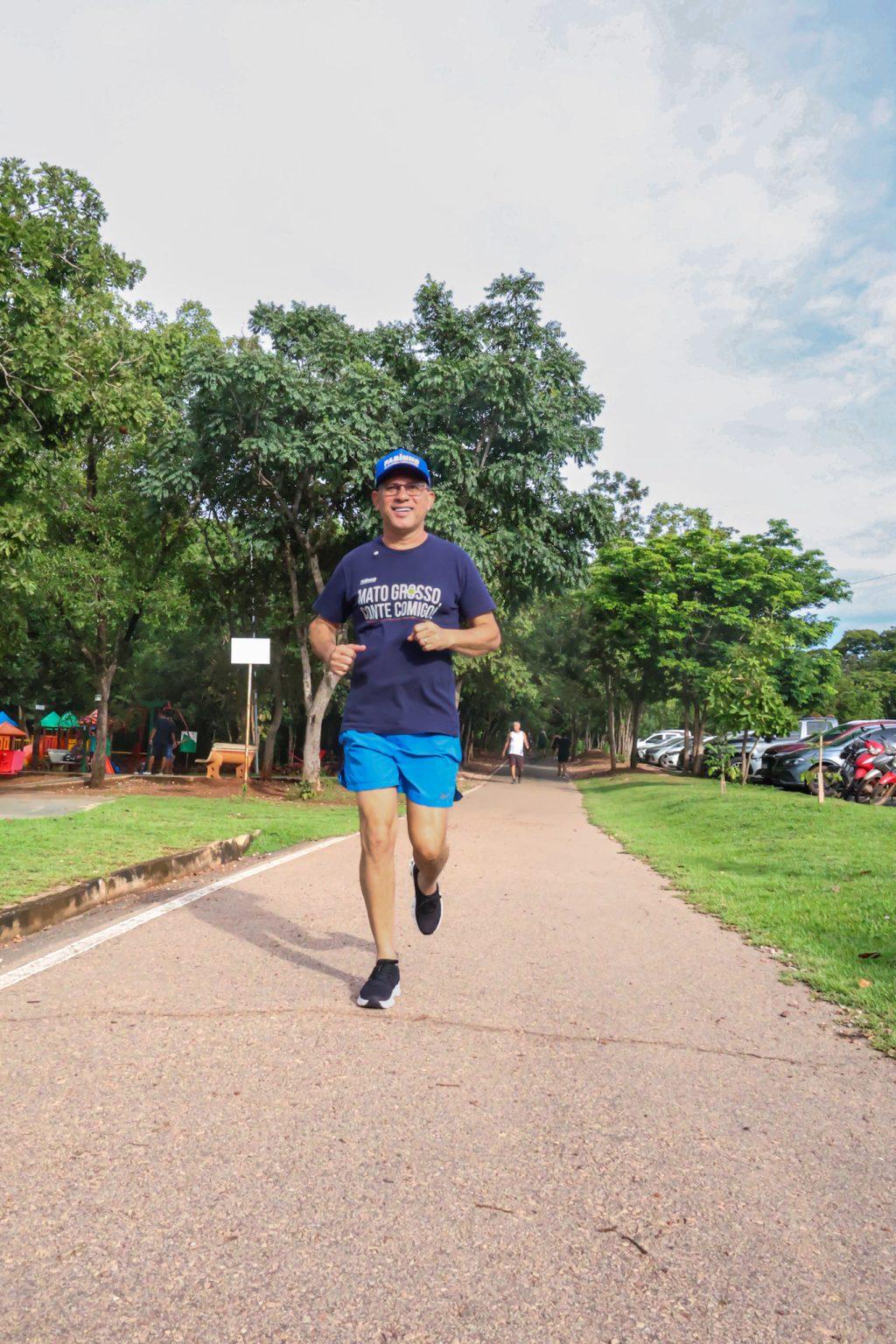 Corrida inédita em MT celebra garis e conta com apoio do deputado Fabinho Tardin