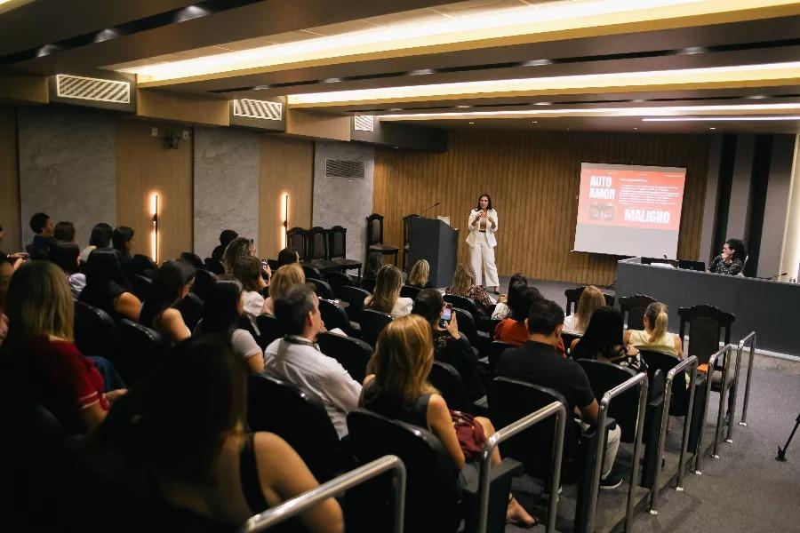 Palestra na ALMT orienta mulheres a identificar sinais de manipulação emocional e violência psicológica