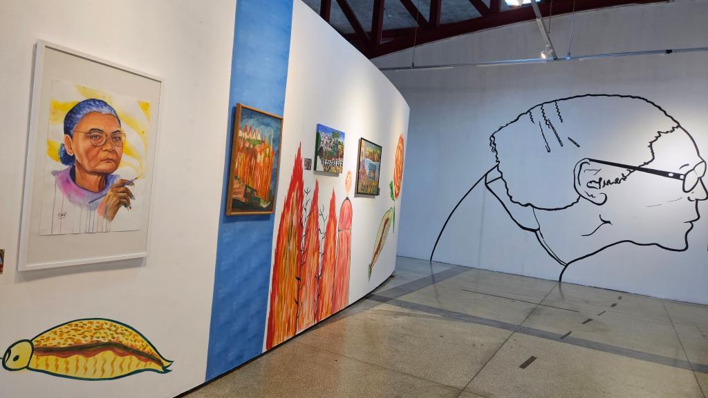 Exposição em homenagem à Osvaldina dos Santos segue em cartaz na Galeria Lava Pés