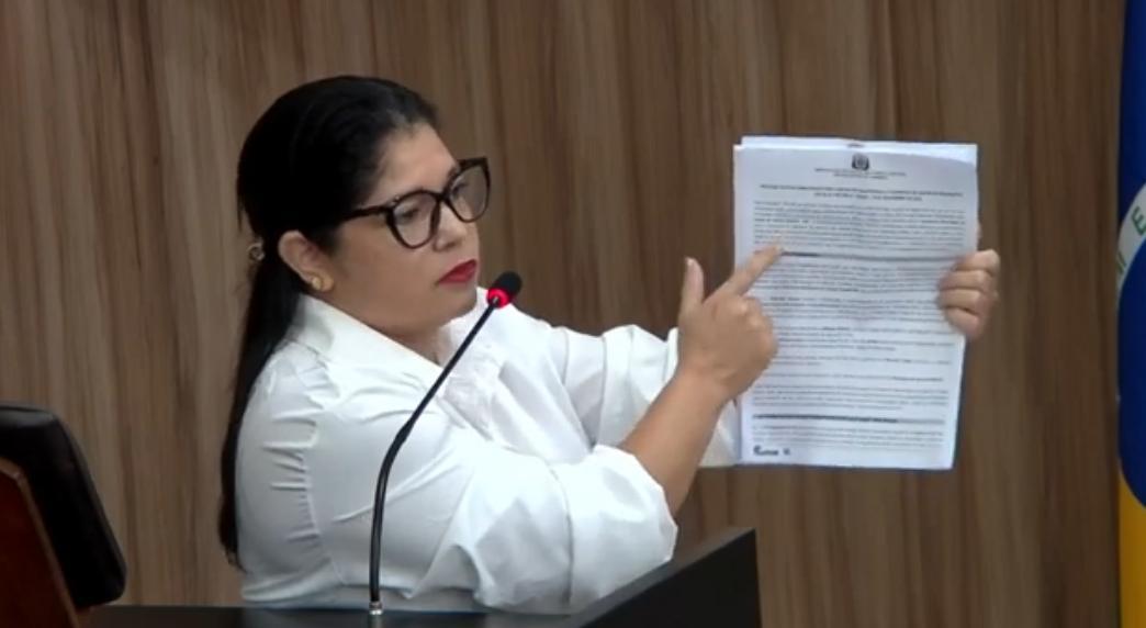 “ME SENTI UM LIXO”: TÉCNICA DE ENFERMAGEM DENUNCIA DEMISSÕES EM MASSA NA SAÚDE DE VG