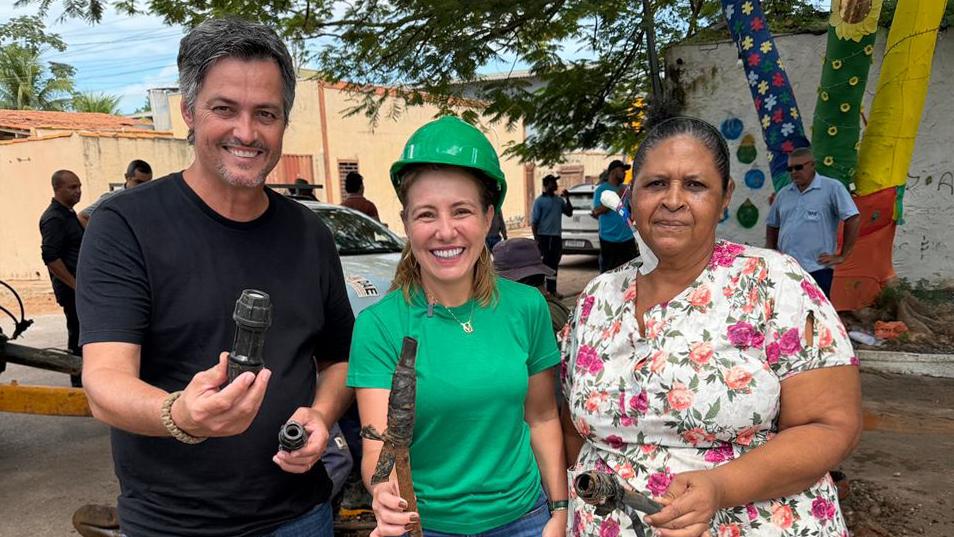 Prefeita Flávia Moretti acompanha mutirão do DAE-VG para combate a vazamentos no Grande Cristo Rei