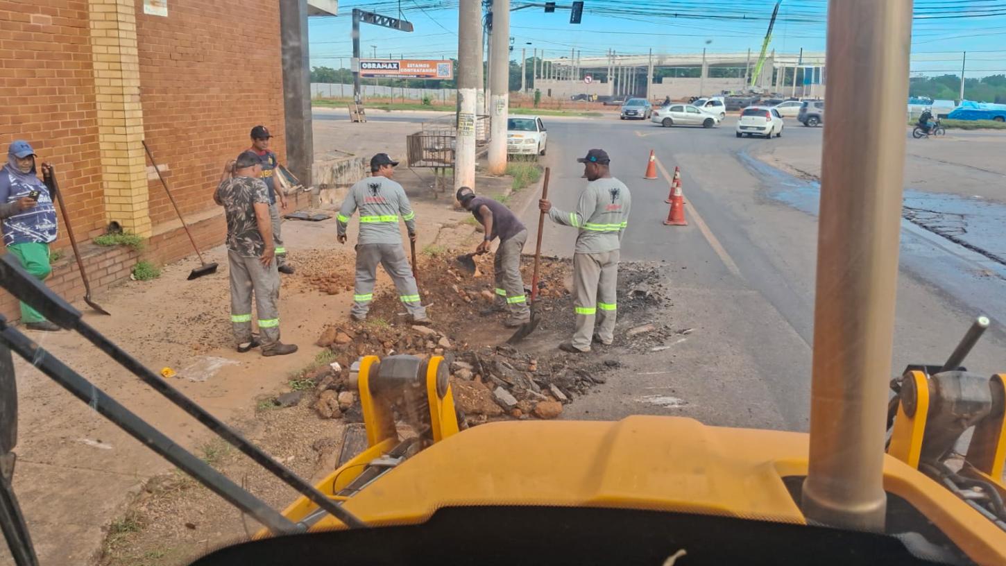 Prefeitura intensifica operação tapa-buracos por ruas e avenidas