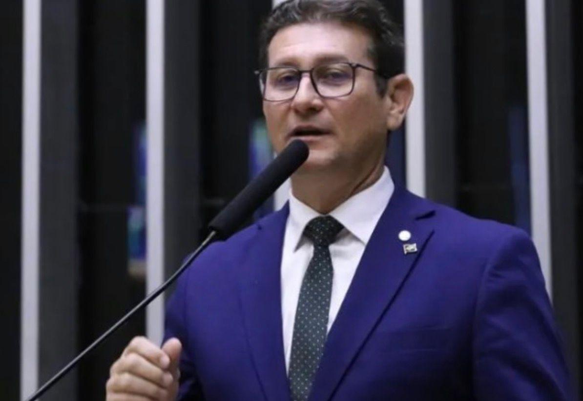 Rodrigo da Zaeli defende aumento do teto do Simples Nacional para fortalecer pequenos negócios